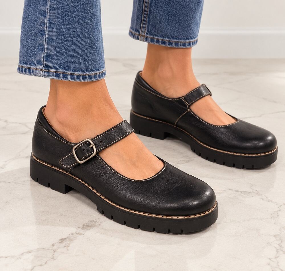 Lands End Womens 6 Black Leather Mary Jane Shoes Made in Spain Chunky Lug Sole